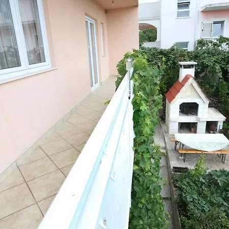 Apartment Mare Trogir Exterior photo